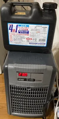 エーハイム4in1を重しがわりに設置