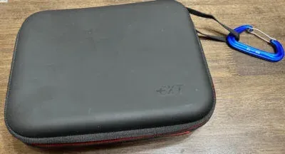 サンワダイレクトのセミハードポーチ 200-BAGIN014BK