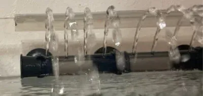 10L追加した状態（まだ水しぶきと音が大きい）