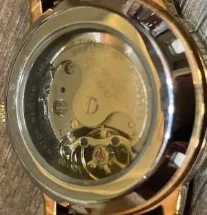 TIME100 W60011M.03AN 裏面シースルーバック