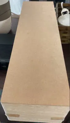 静音カバーとして活用している玉鋼の桐箱