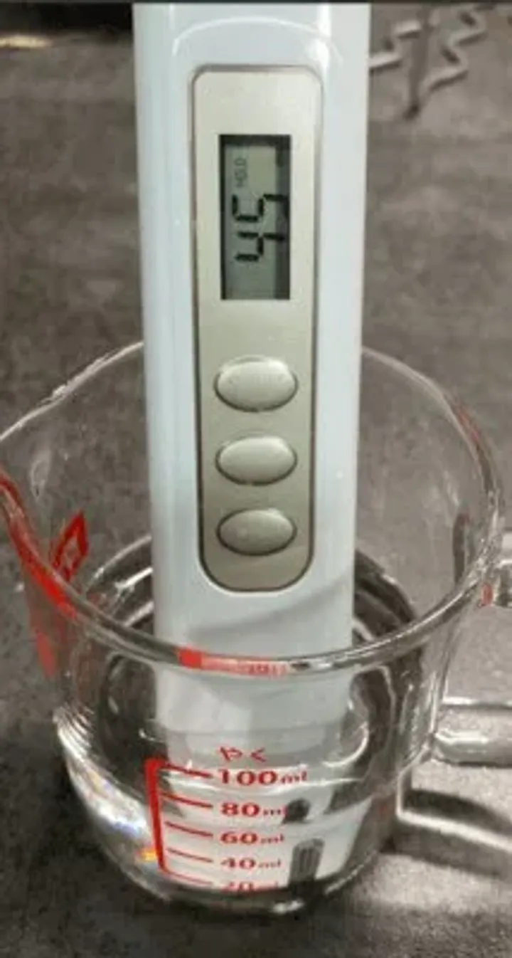 ＴＤＳメータで水槽水の不純物を測定して換水の目安にしてみた。