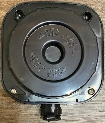 コントローラーユニット裏面