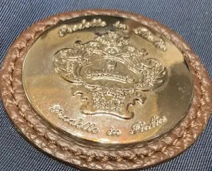 Orobiancoの金属製エンブレムプレート