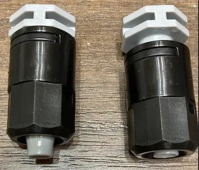 ロックナットを締めた状態