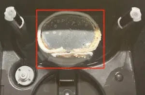 蒸発布の表面に付着したスケール