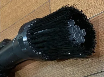 標準付属のほうきブラシ
