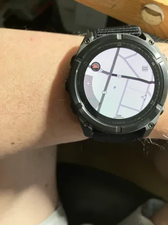 fēnix 8でのCity Navigator Plus（日本詳細道路地図）表示画面