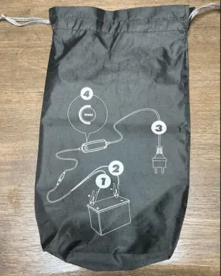 CTEK付属の保存バッグ