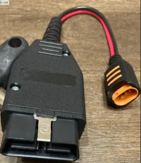 OBD2 バッテリーチャージャーバックアップコネクター
