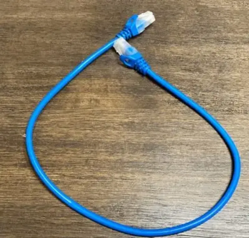 カテゴリー5eのLANケーブル